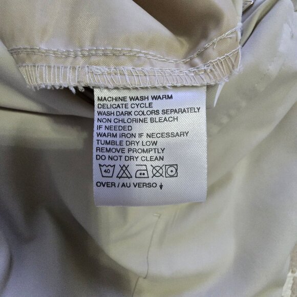 Set of 2 Liz Claiborne Women's Golf Shorts Beige & Navy Flat Front  Size 12 - Picture 13 of 13